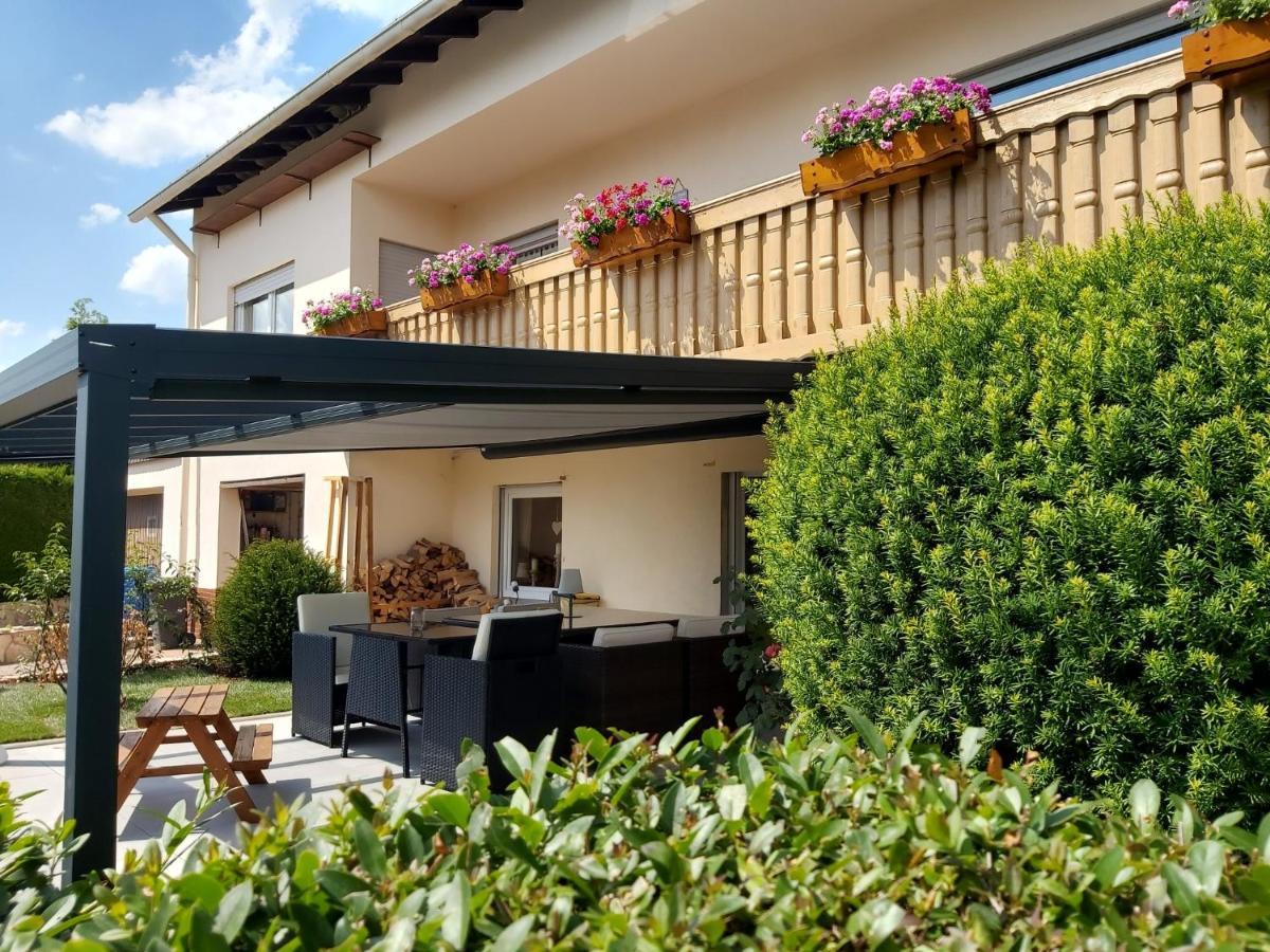 Zwei 4 Sterne Wohnungen Bei Limburg Mensfelden Экстерьер фото